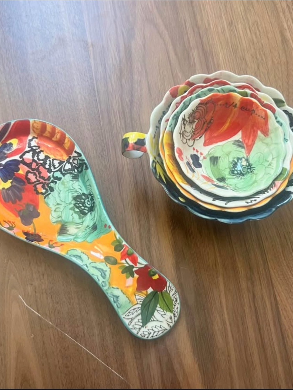 Anthropologie Floral Measuring Cups and Spoon Rest